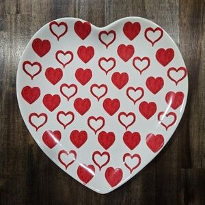 Maxcera Valentines Heart Patterned Red and White Plate